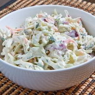 Рецепт Салата с курицей и ветчиной