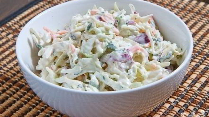 Рецепт салата с курицей и ветчиной