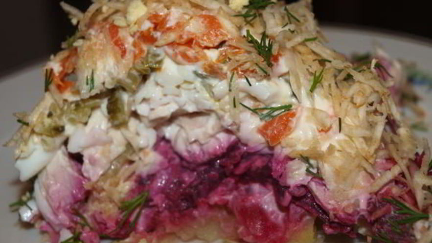 Рецепт салата со свеклой, курицей и сельдереем
