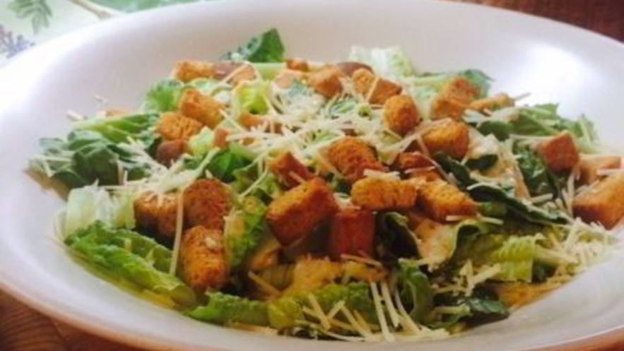 Рецепт салата цезарь с заправкой из тофу