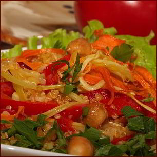 Рецепт Теплого салата из киноа и булгура