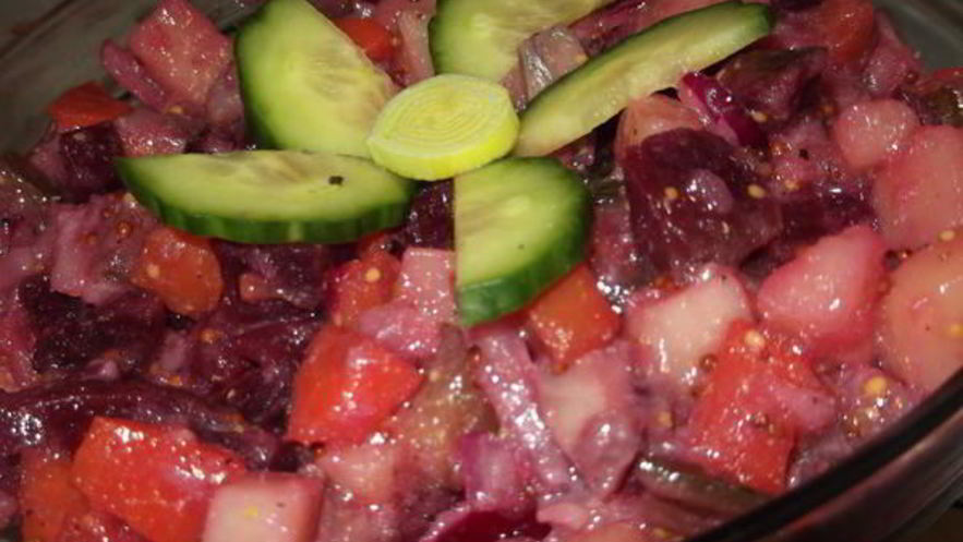 Рецепт салата с сельдью под соусом винегрет