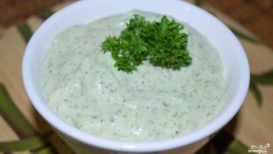 Рецепт чесночного соуса с зеленью