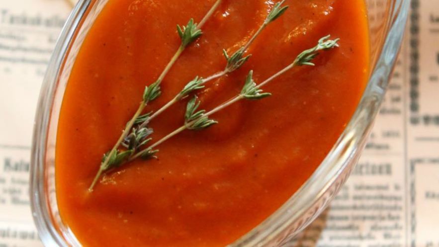 Рецепт острого кетчупа с тимьяном