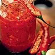 Рецепт Хариссы — соуса из перца чили и чеснока с кориандром