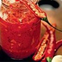 Рецепт Хариссы — соуса из перца чили и чеснока с кориандром