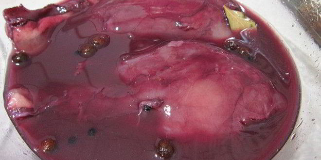 Рецепт пастромы из куриной грудки в винном маринаде