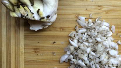 Рецепт Сливочного соуса с вешенками