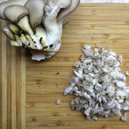 Рецепт Сливочного соуса с вешенками