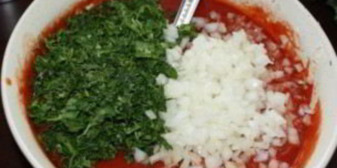 Рецепт соуса из томатной пасты к шашлыку