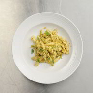 Рецепт Домашней пасты бузиате с песто алла трапанезе