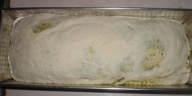 Рецепт хлеба с соусом песто