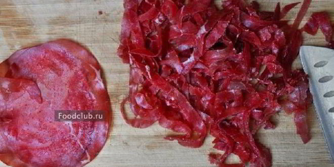 Рецепт пенне с соусом песто и брезаолой