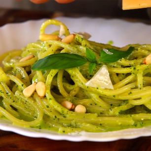 Рецепт Спагетти с соусом песто