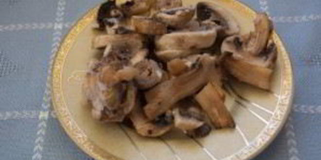 Рецепт соуса с грибами и сыром