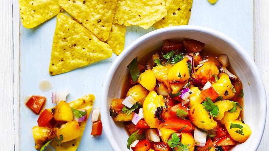 Рецепт сальсы из персиков на гриле