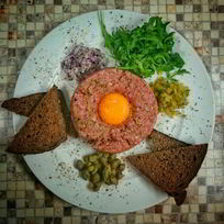 Рецепт Тартара из говядины с каперсами