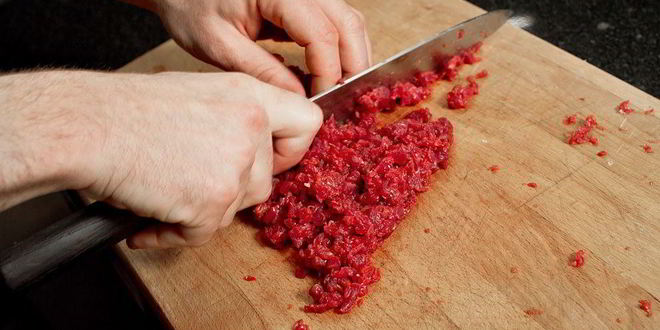 Рецепт тартара из говядины с каперсами