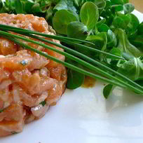 Рецепт Тартара из лосося с каперсами