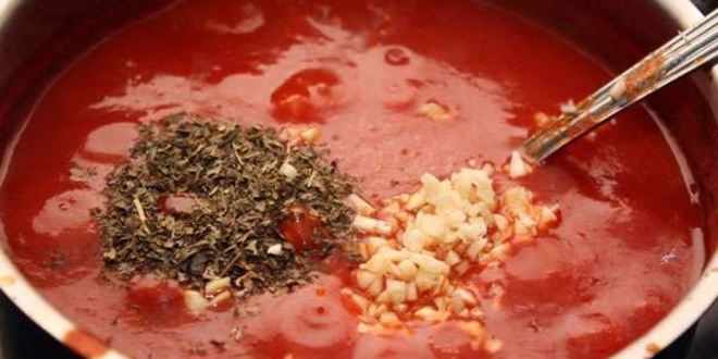 Рецепт томатного соуса для пиццы