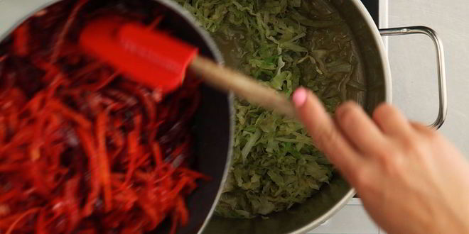 Рецепт борща с карасями