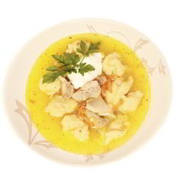 Рецепт Куриного бульона с манными клецками