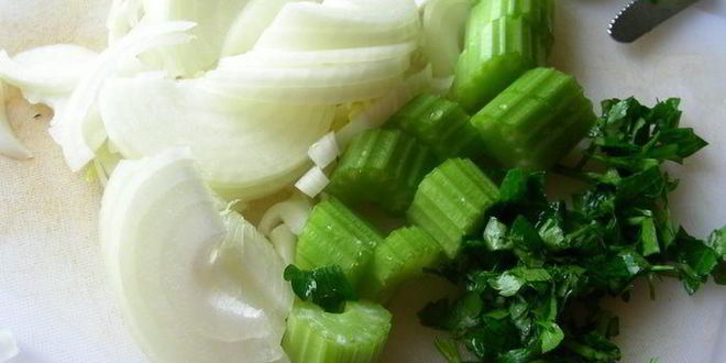 Рецепт рыбного бульона с белым вином, тимьяном и анисом