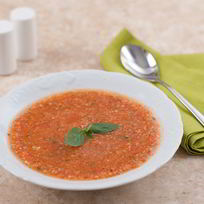 Гаспачо с базиликом