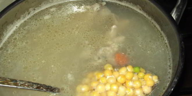 Рецепт горохового супа с грецким орехом