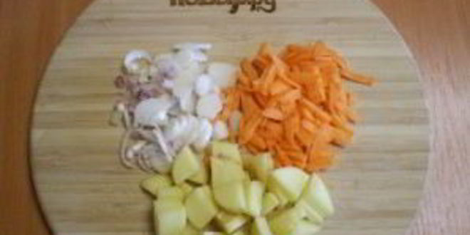 Рецепт горохового супа с курицей в мультиварке