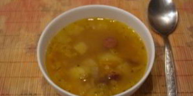 Рецепт горохового супа с охотничими колбасками