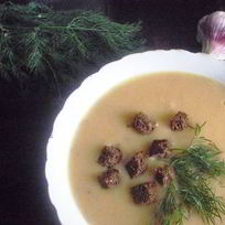 Рецепт Легкого горохового супа с чесночными гренками