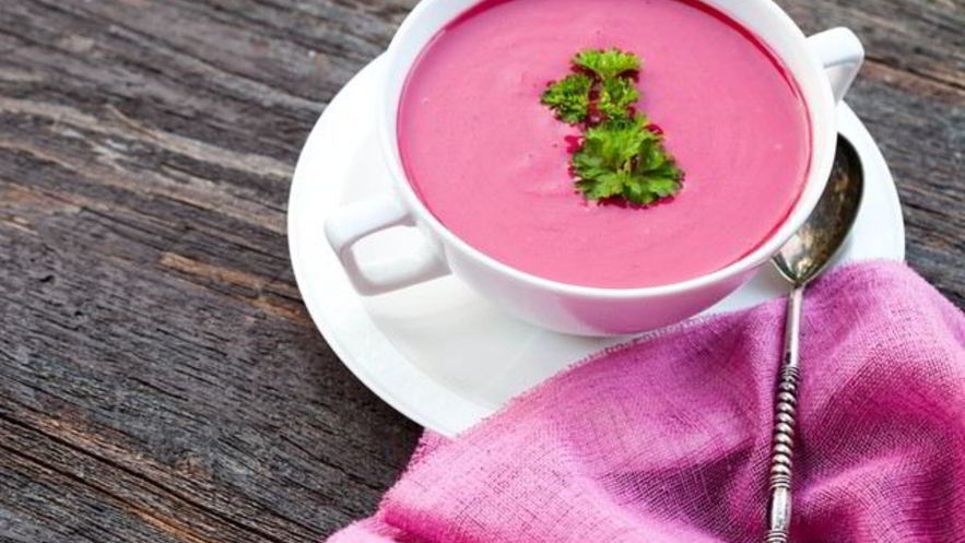 Рецепт холодника на курином бульоне из запеченной свеклы