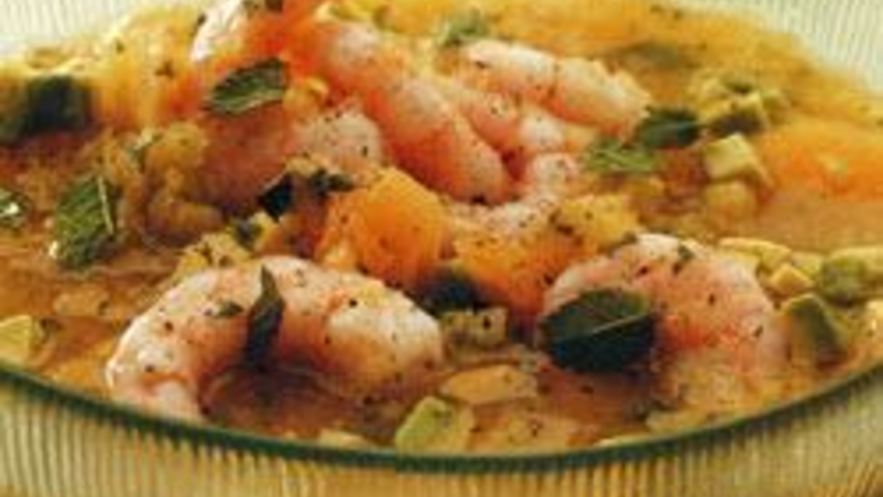 Рецепт холодного супа из дыни с креветками и авокадо