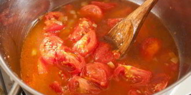 Рецепт холодного томатного супа со специями