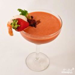 Рецепт Томатна-клубничного гаспачо