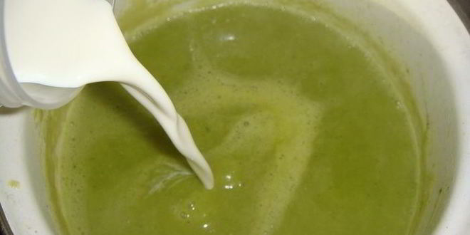 Рецепт крема-супа с зеленым горошком и сухариками