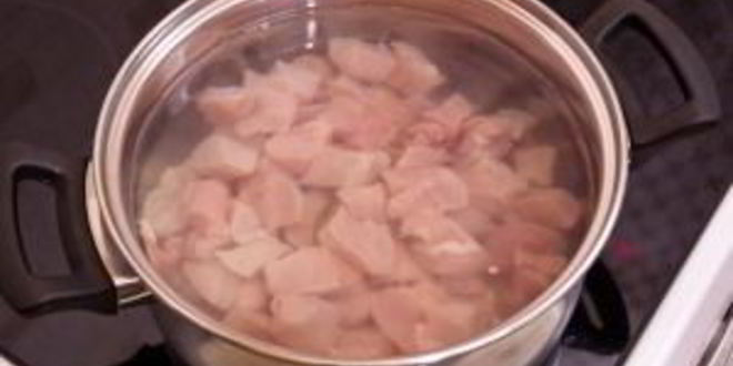 Рецепт куриного супа с яичными блинчиками