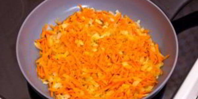 Рецепт куриного супа с яичными блинчиками