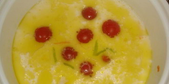 Рецепт молочного супа по-тайски с курочкой, креветками и помидорчиками черри