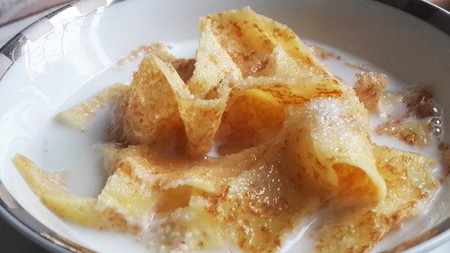 Рецепт молочного супа с лапшой из крахмальных блинов