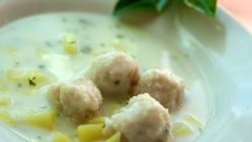 Рецепт молочного супа с рыбными фрикадельками