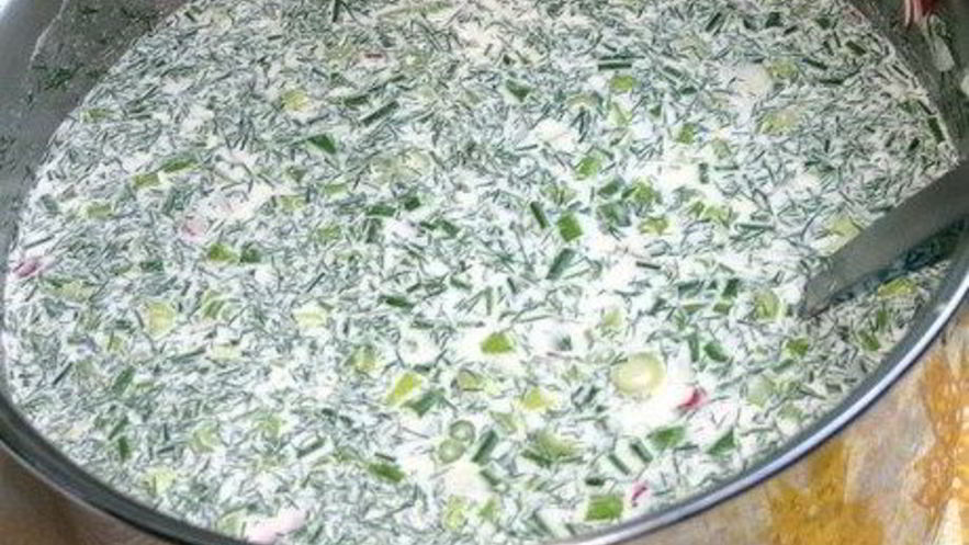 Рецепт окрошки на курином бульоне с редисом