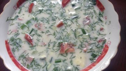 Рецепт Окрошки с куриной грудкой и помидорами