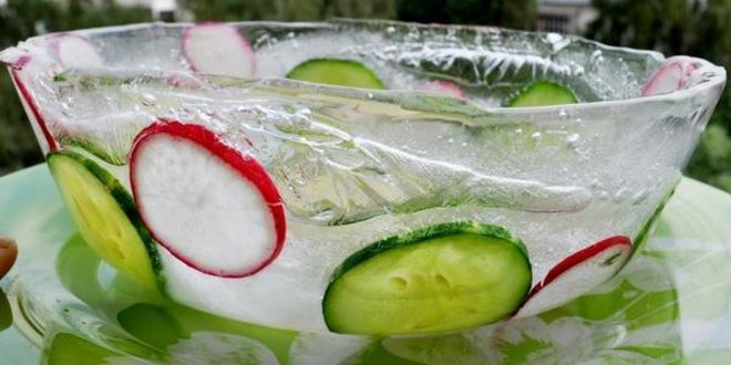 Рецепт окрошки сборной мясной в ледяной чаше