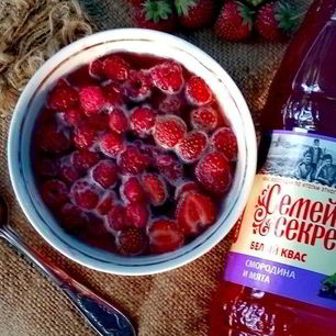 Рецепт Ягодной окрошки