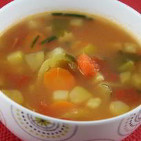 Легкий суп из летних овощей с рисом