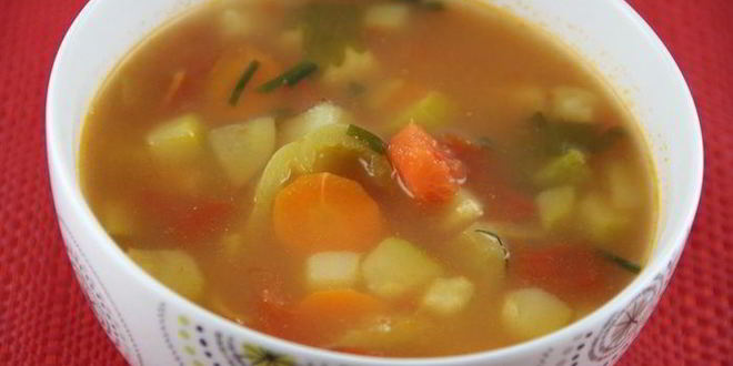 Рецепт легкого супа из летних овощей с рисом