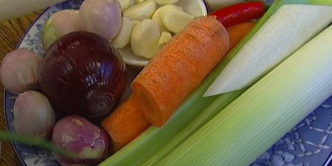 Рецепт овощного итальянского супа с песто