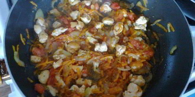 Рецепт овощного супа с рисом и куриным филе